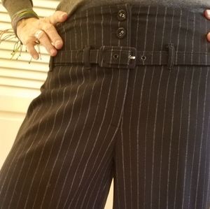 Vintage FIBERS  (A boutique) Black pinstripe wide leg crop Pant